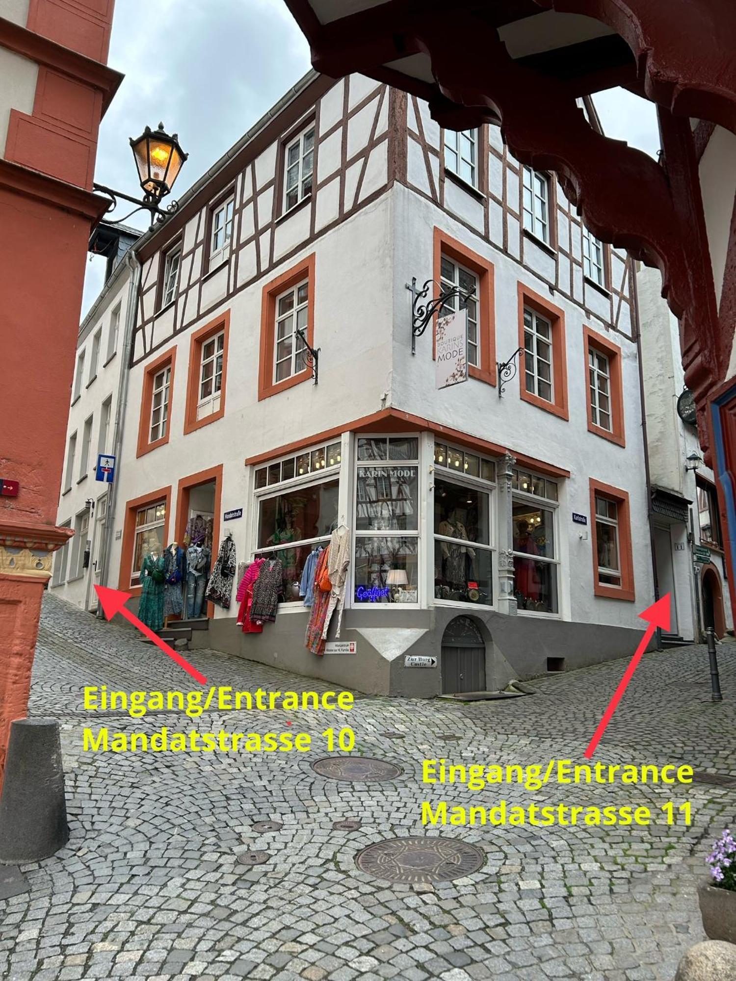 Fachwerkperle Am Historischen Marktplatz แบร์นคาสเทล-คืสท์ ภายนอก รูปภาพ